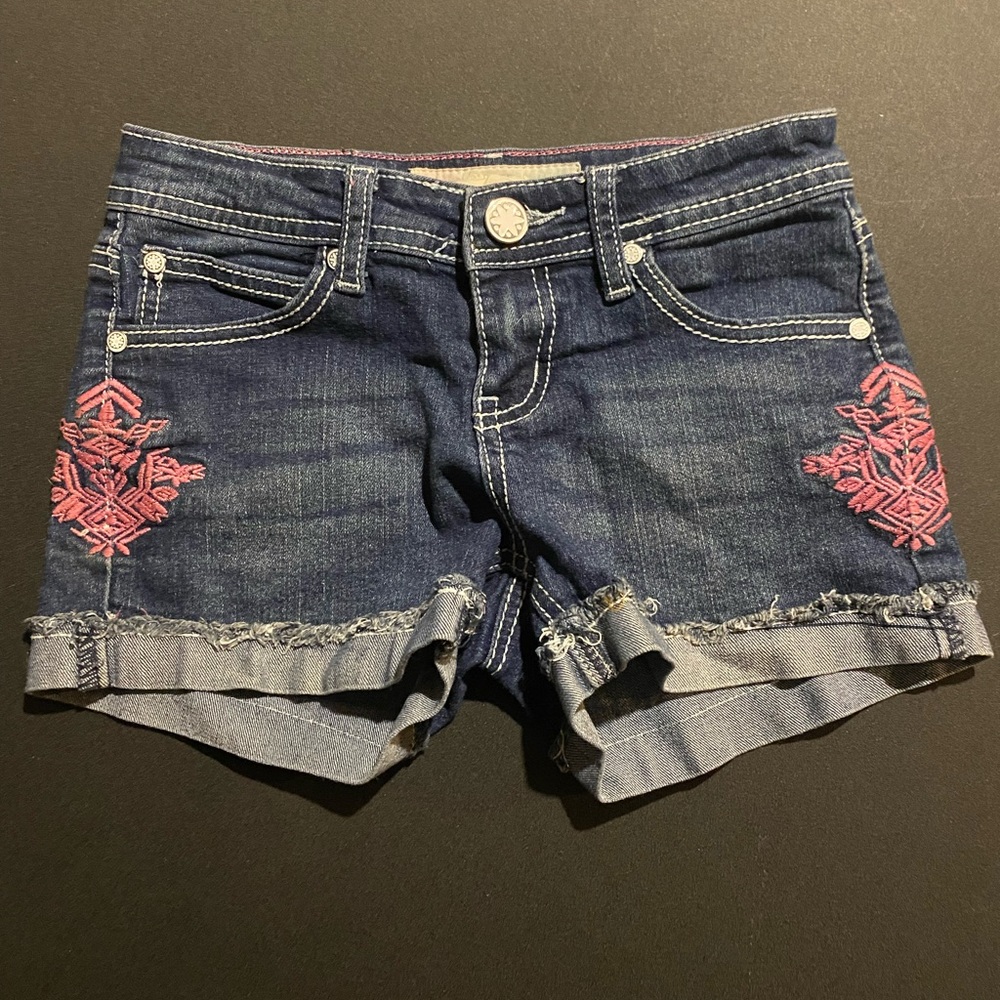 Kids jean shorts with pink embroidery detailing